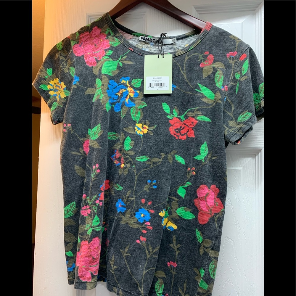 Pam & Gella tee